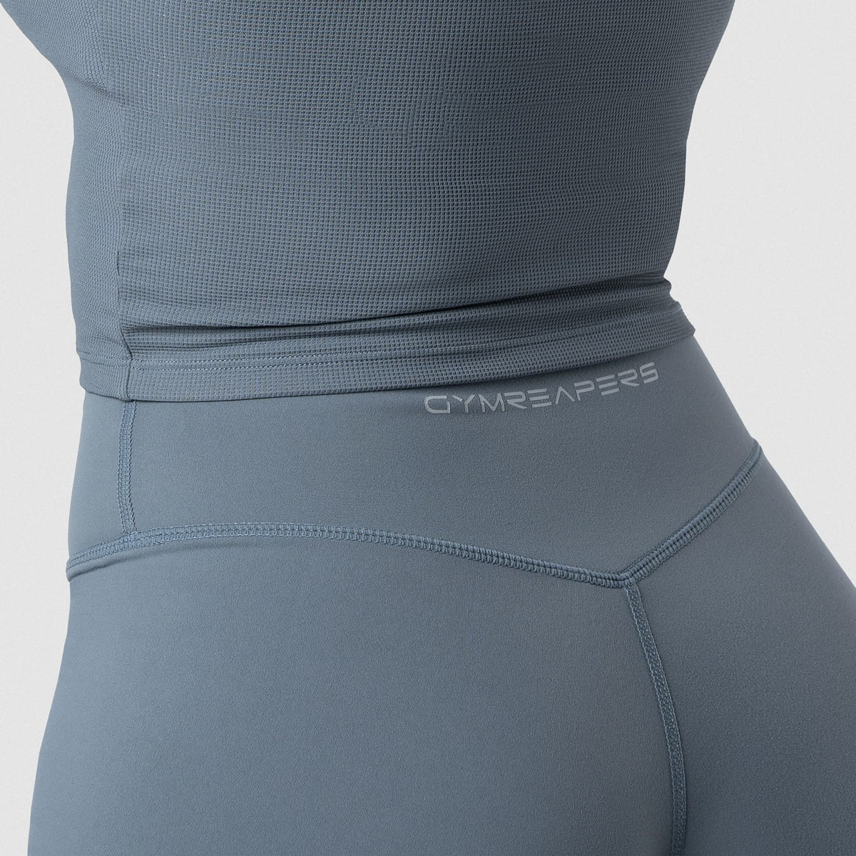 Axis Leggings - Lake waistband and back seam detail