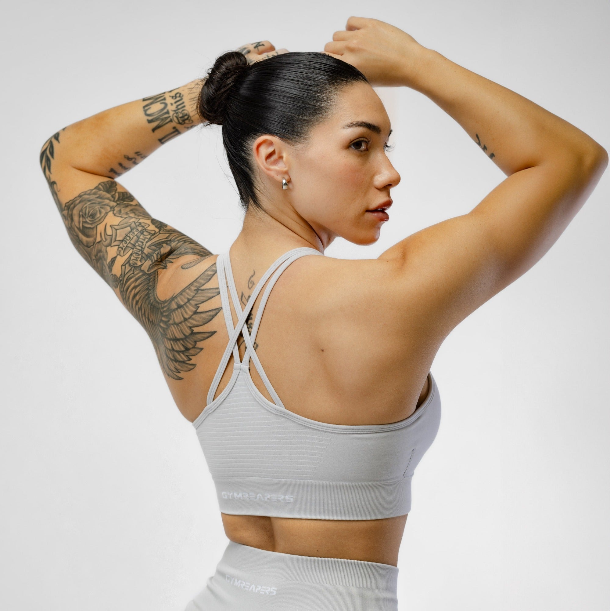 legacy bra pearl close up