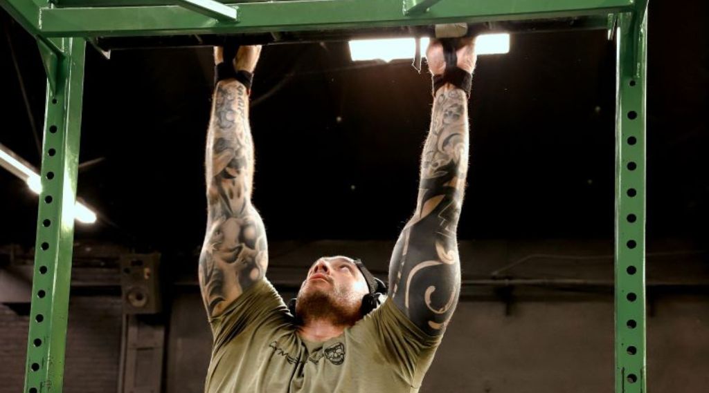 Can You Use Lifting Straps For Pull-Ups