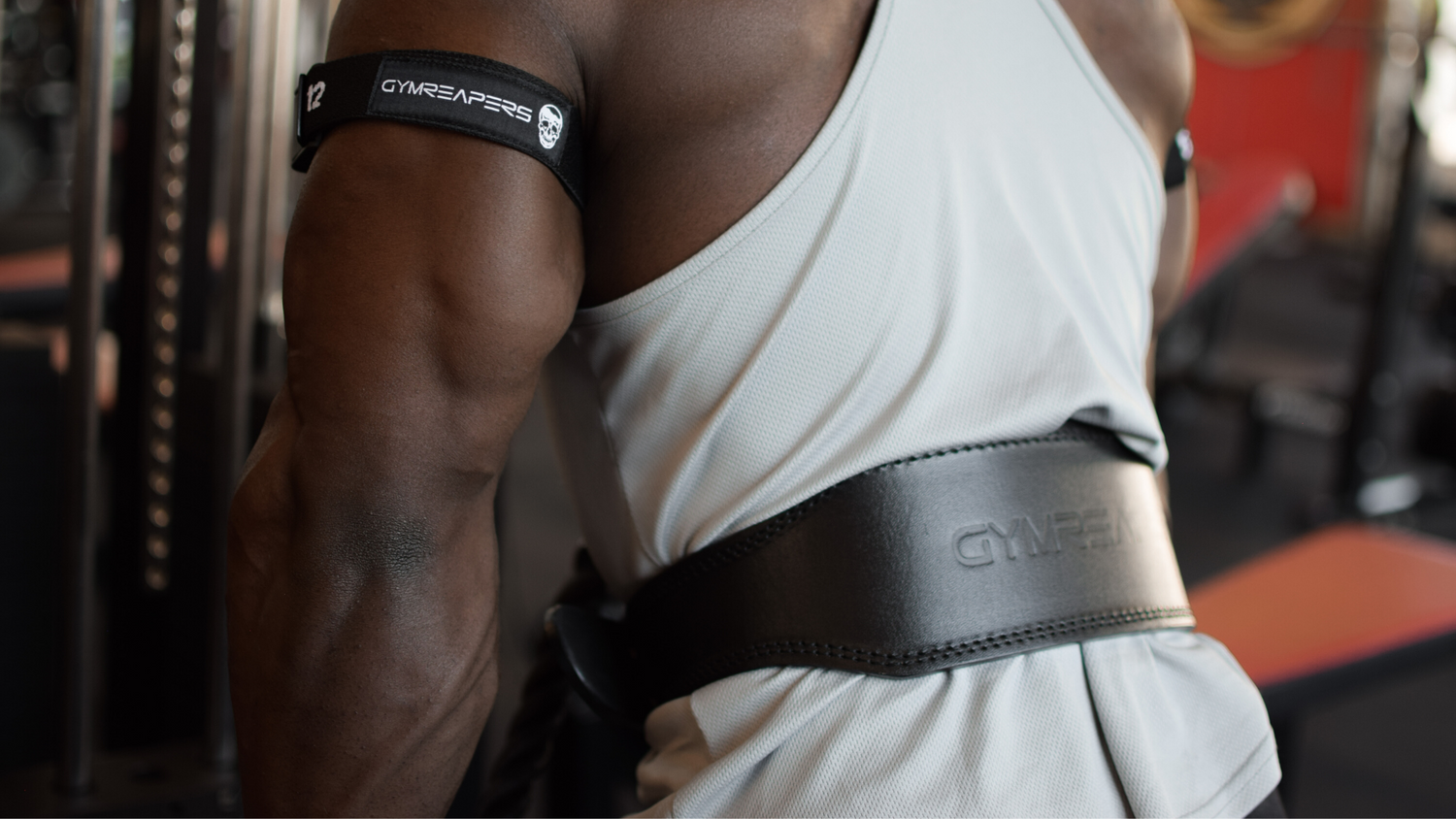 When to use top a weightlifting belt