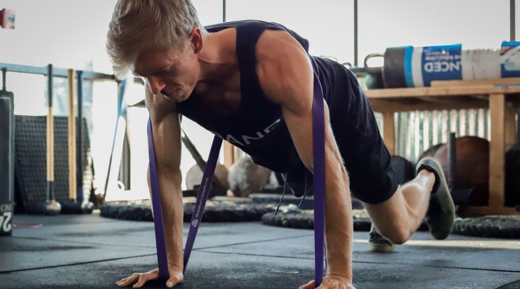 How To Do Push Ups With Bands (The Proper Way)