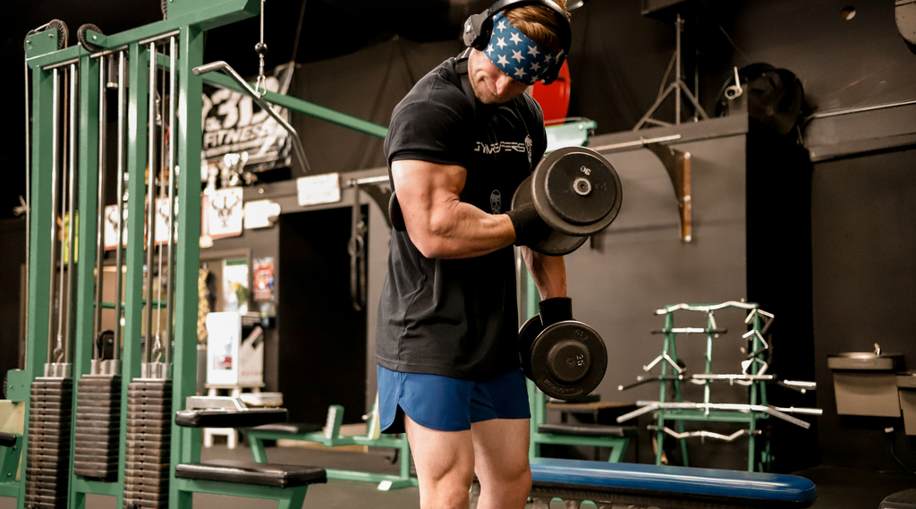 Should You Wear Wrist Wraps For Deadlifts? And, Do They Help?