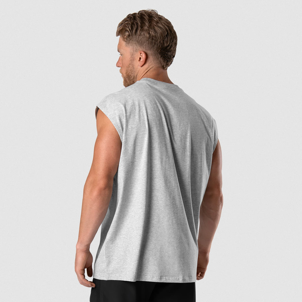 Man wearing Axis Cap Sleeve Tank - Heather Gray back fit