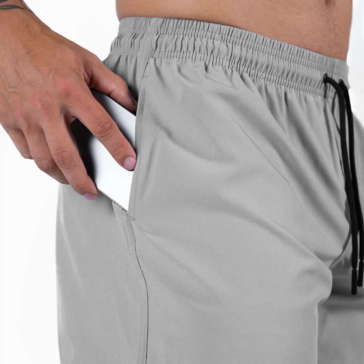 gr training shorts stone cropped pocket
