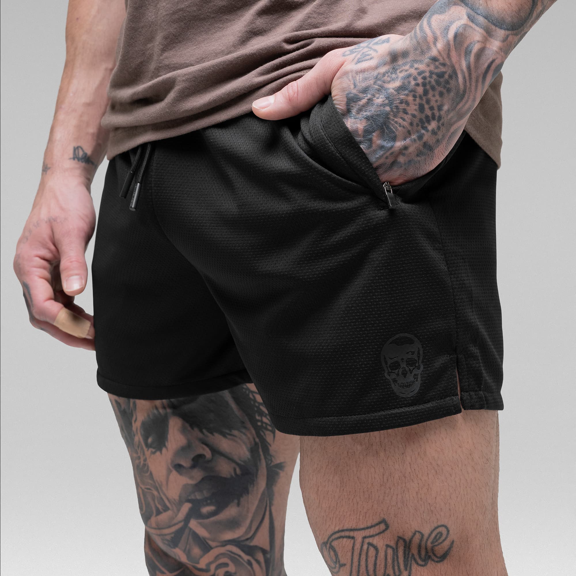 Core Skull Mesh Training Shorts - Black/Black
