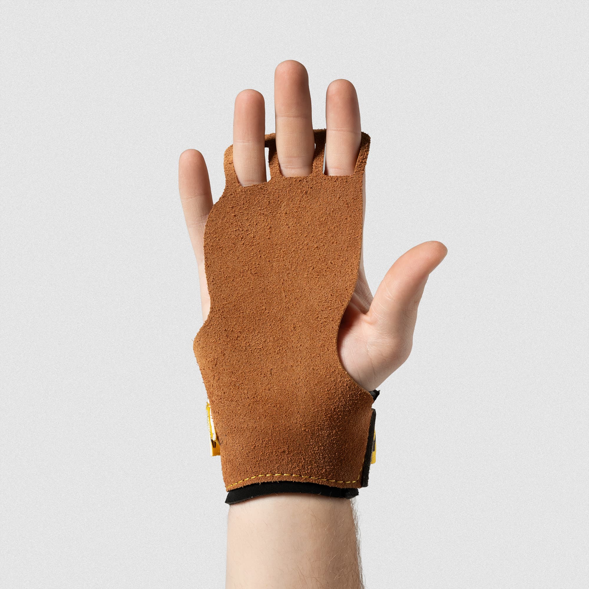 Women's V-Series 3-FC Leather in Tan – On Hand Palm Forward