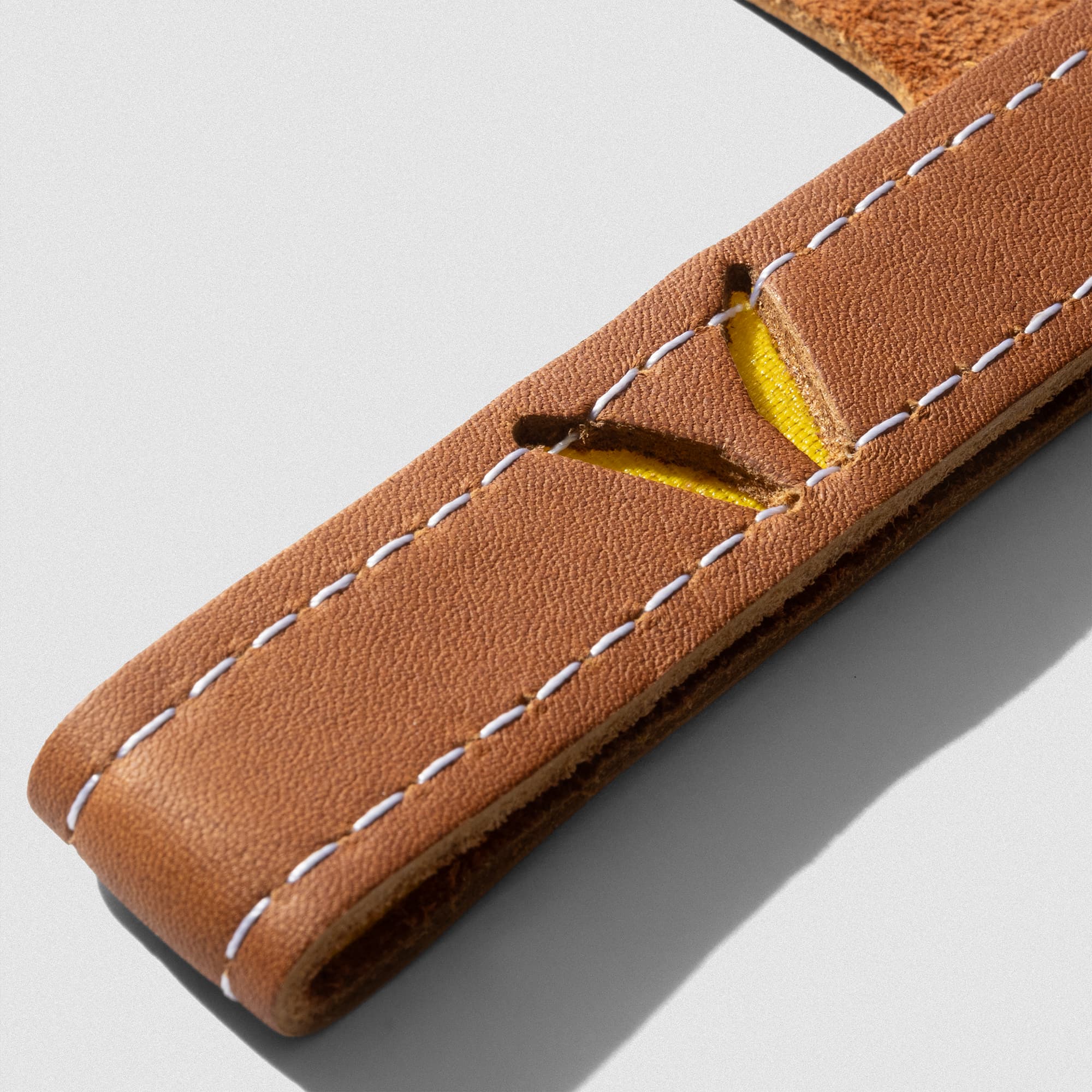 Women's V-Series 3-FC Leather in Tan – Strap Detail