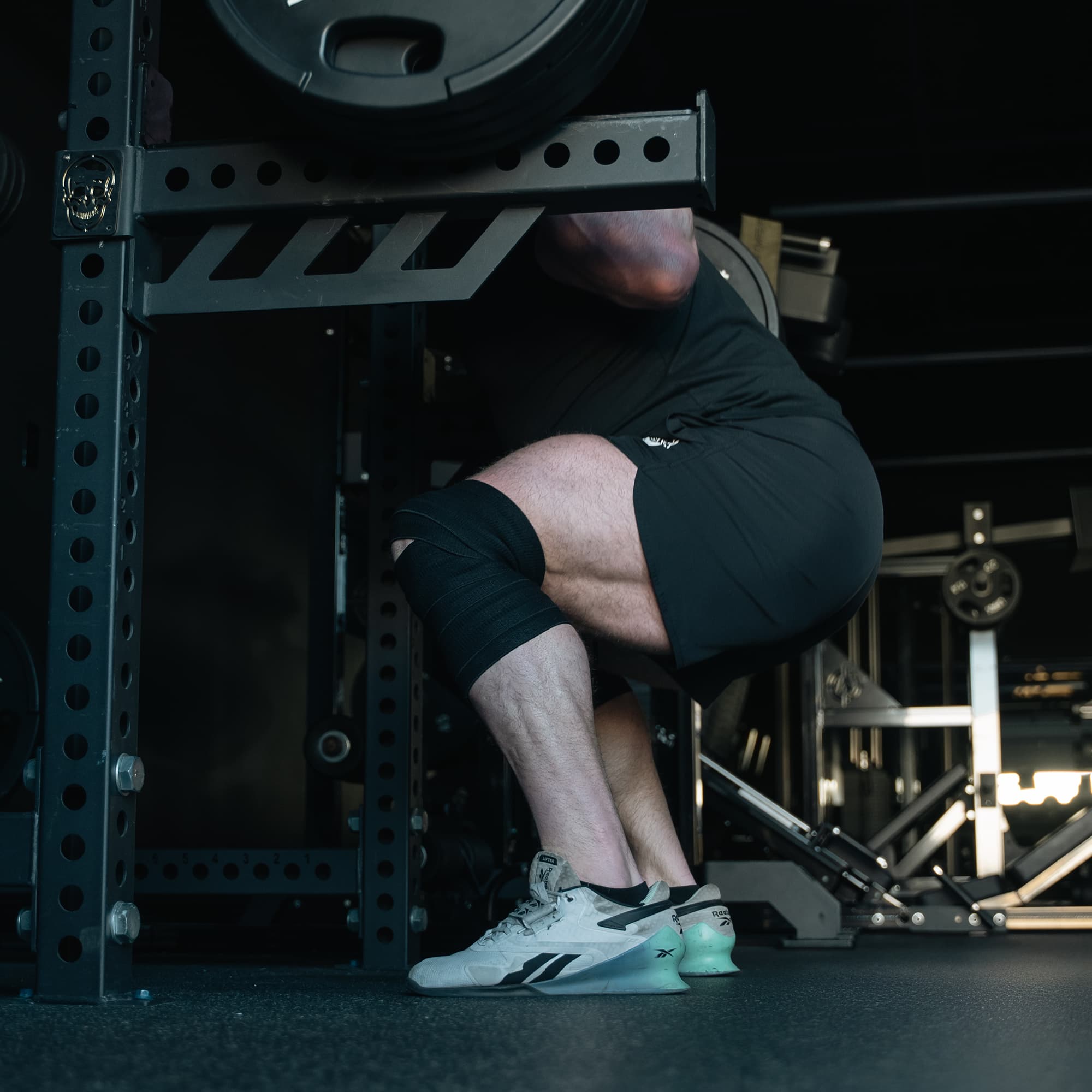 heavy duty knee wraps black black squat side view