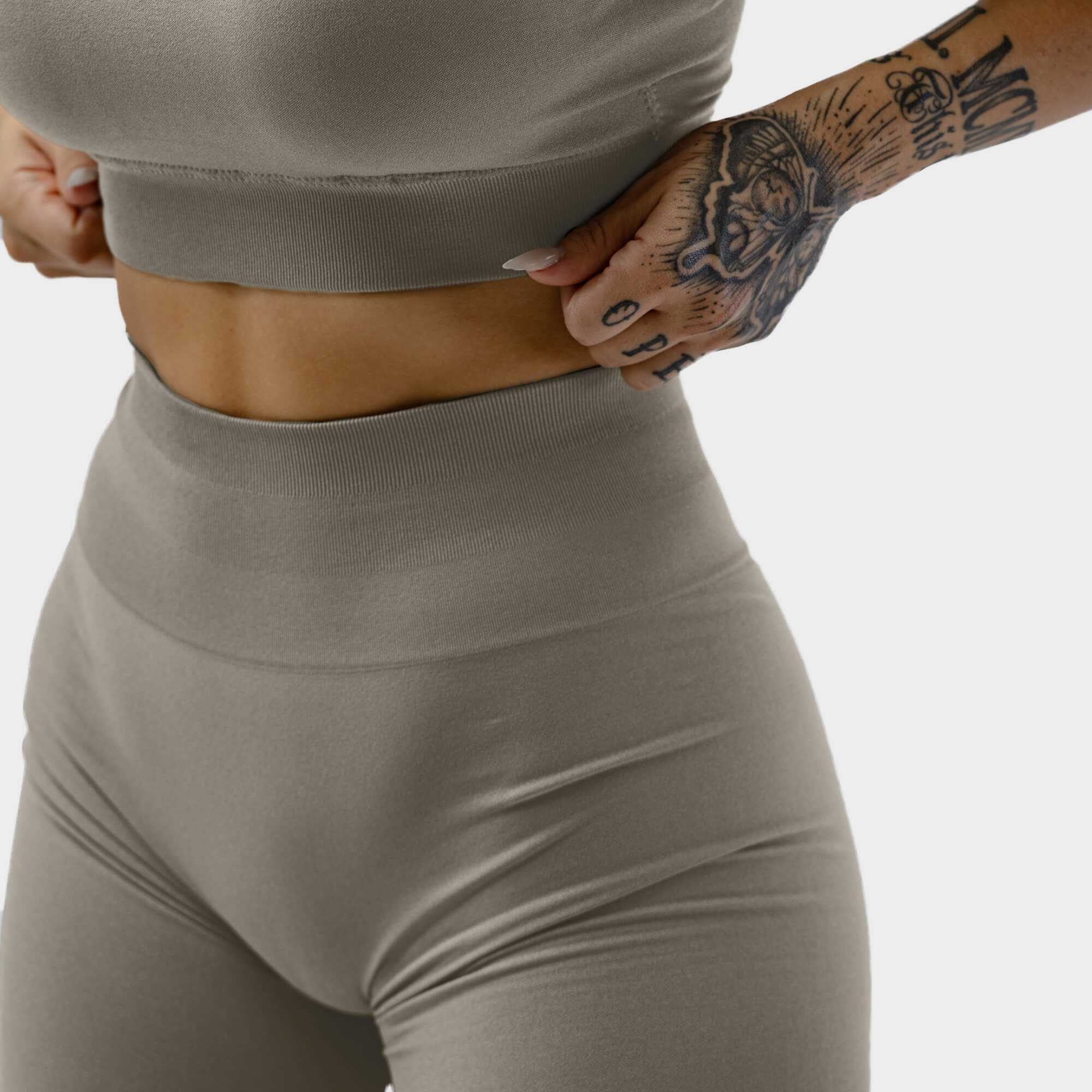 legacy leggings deep taupe front detail