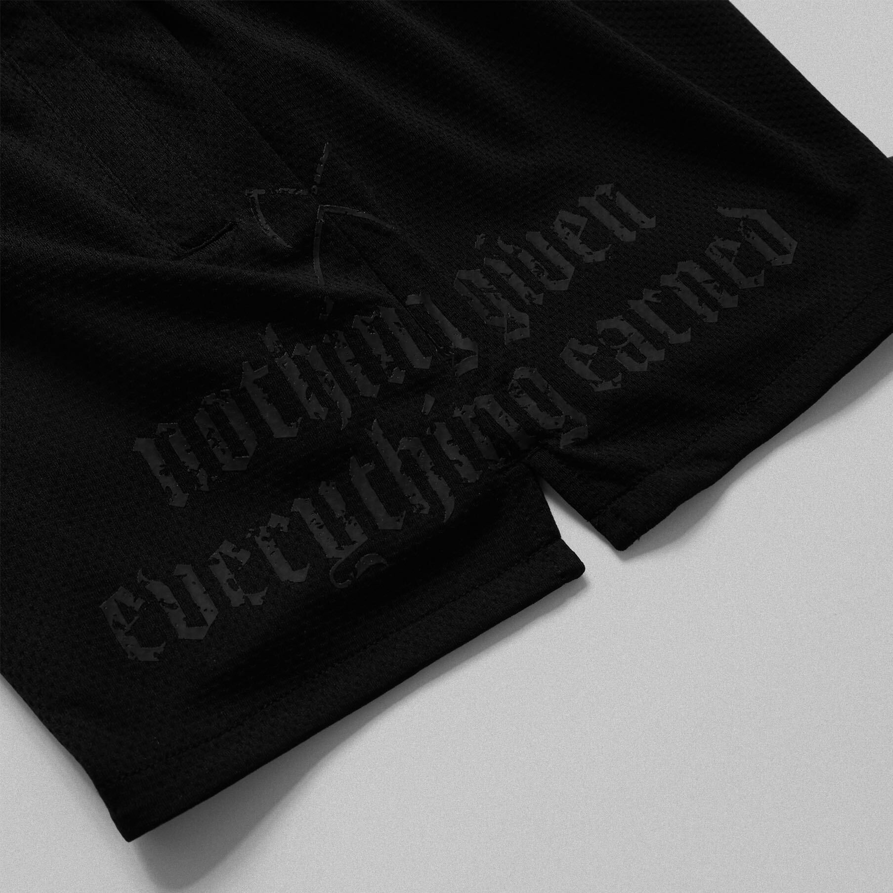mantra shorts black black detail