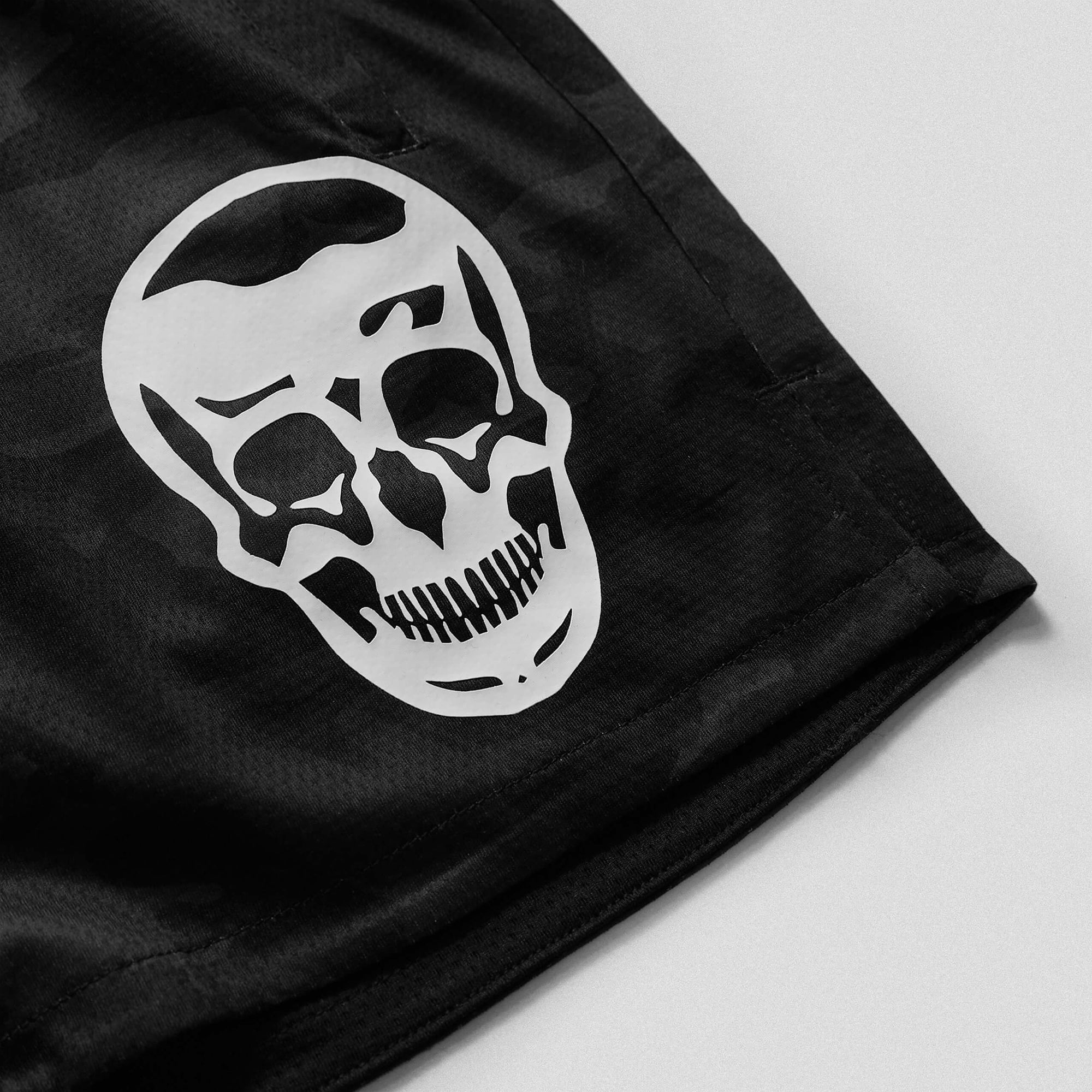 mesh shorts black camo skull detail
