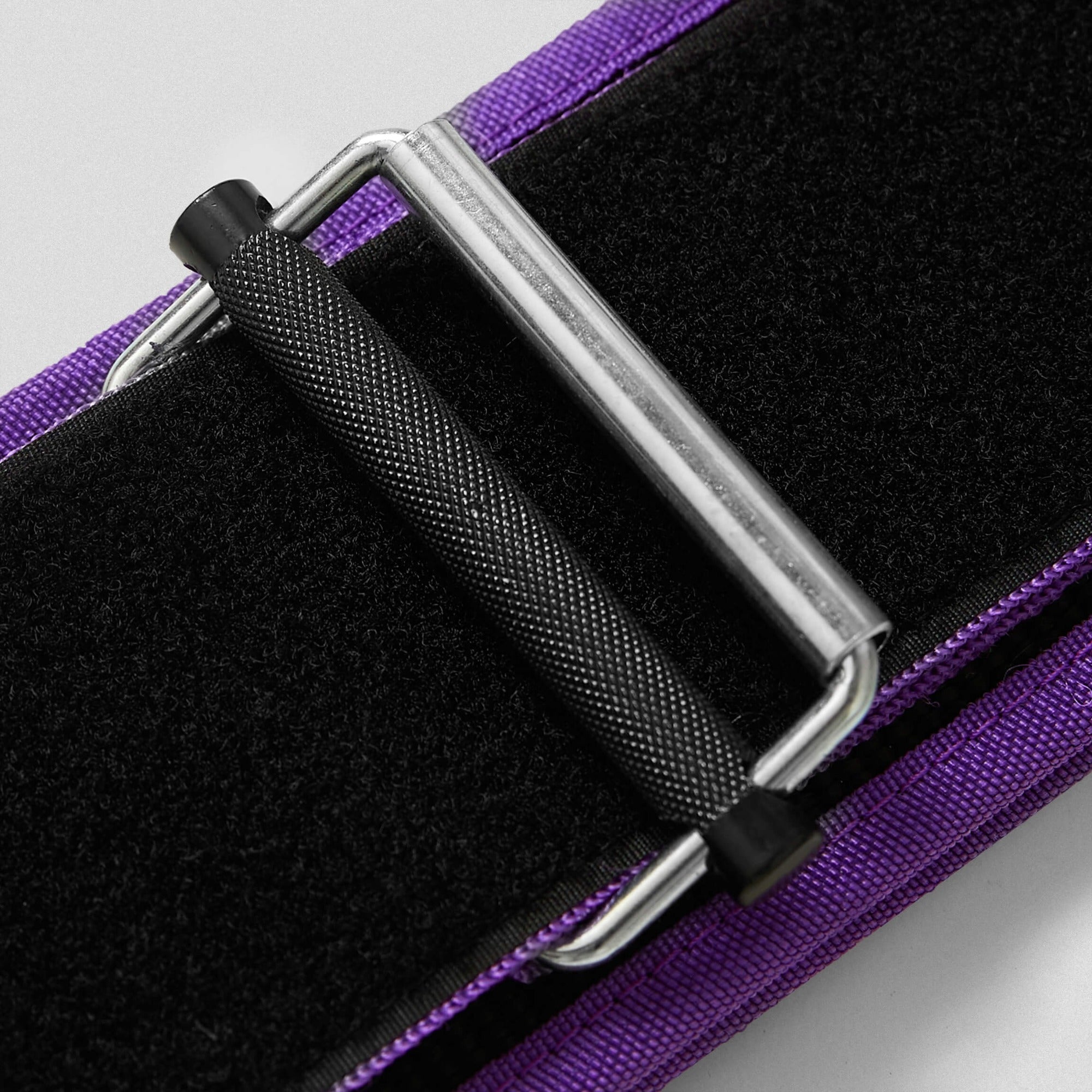 quick lock belt purple buckle close up