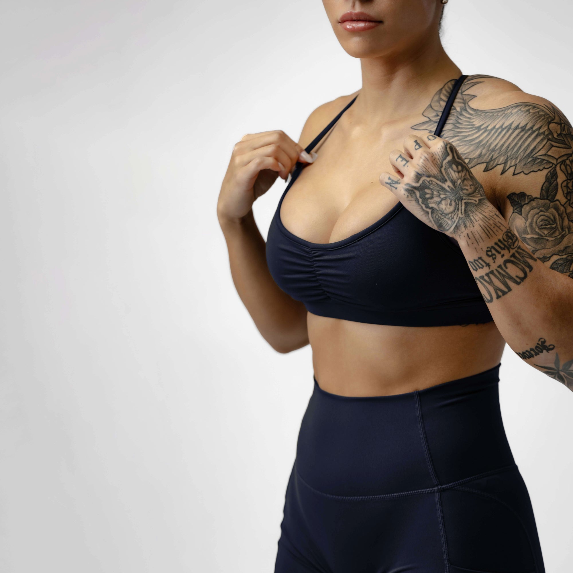 strive bra midnight navy front detail