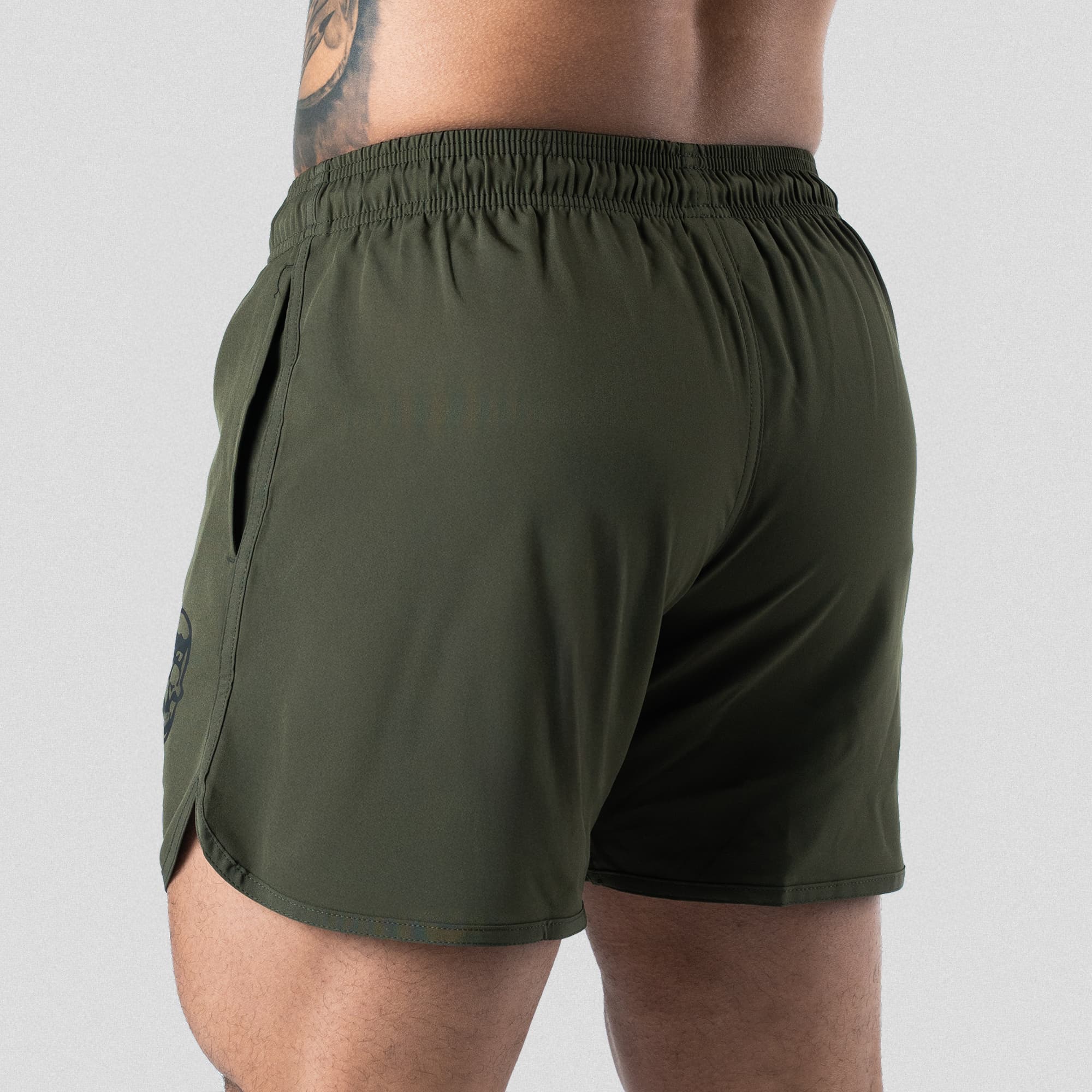training shorts green back studio