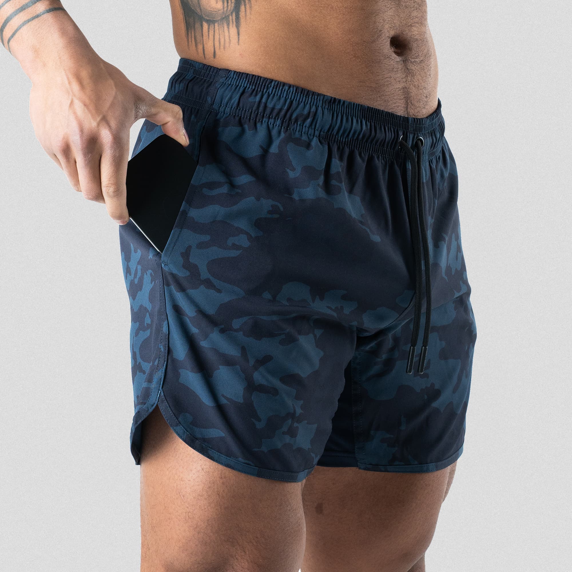 training shorts wave camo phone pocket