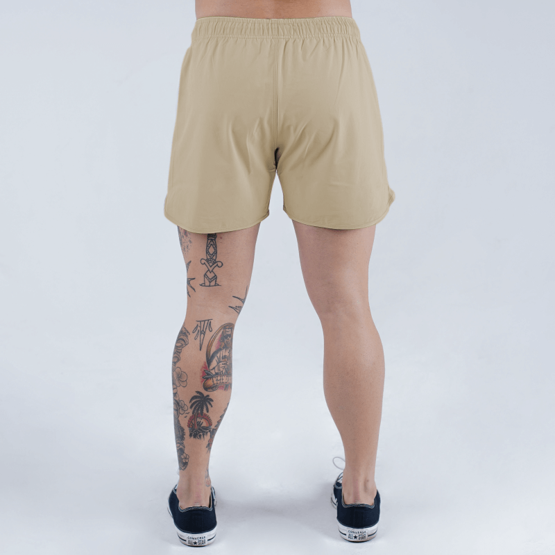 dynamic training shorts with liner back